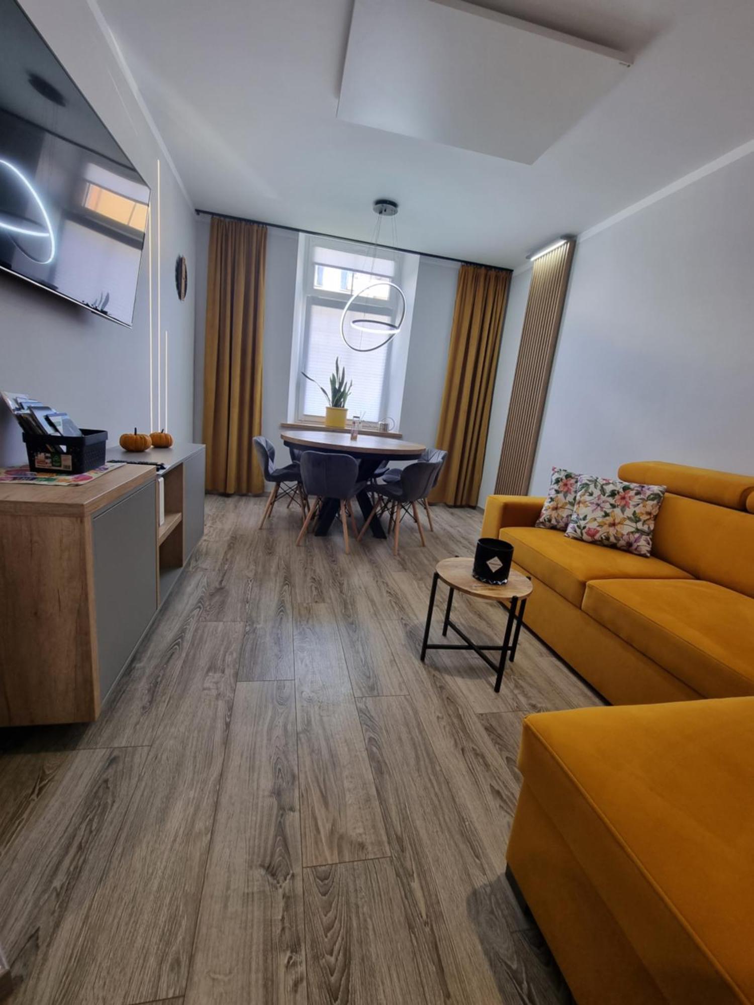 Apartament Lux Lemon Jelenia Góra Exterior foto